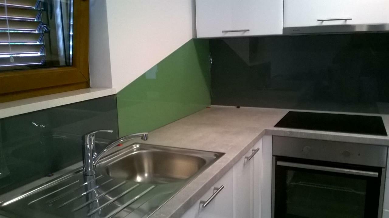 Kiwi Apartment Трогир Екстериор снимка